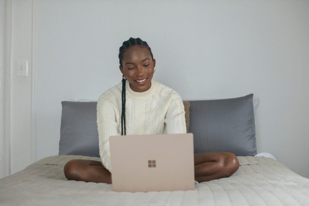 A lady applying for Nigerian travel visa online